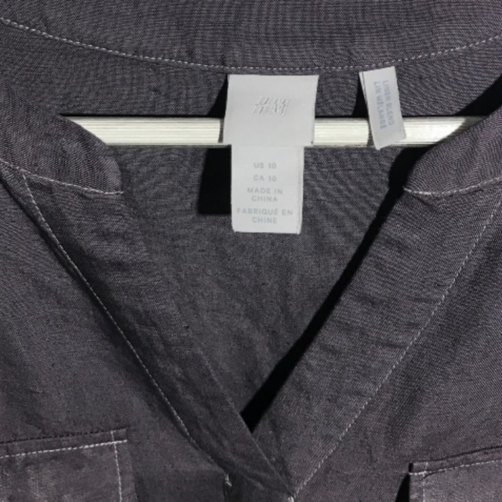 Queen Purple Linen V-Neck Shirt With Chest Pockets
